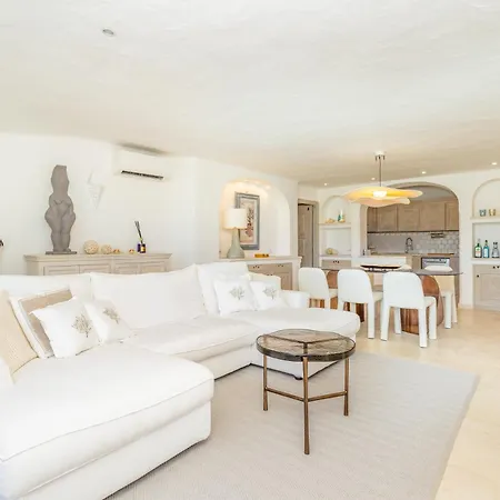 Luxury Pevero In Golf Club Apartman Abbiadori