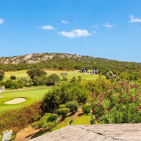 Luxury Pevero In Golf Club Apartman Abbiadori