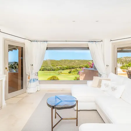 Luxury Pevero In Golf Club *
