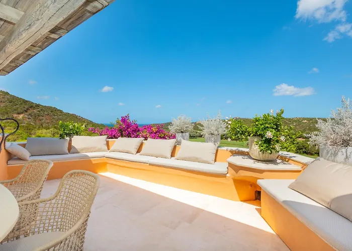 Luxury Pevero In Golf Club Apartment Abbiadori